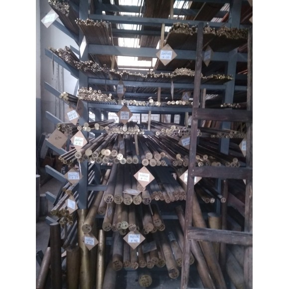 Латунь пруток ЛС 59 ф. 35мм.